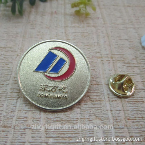 Nice Price Custom Metal Gold Lapel Pin Badge for Sale